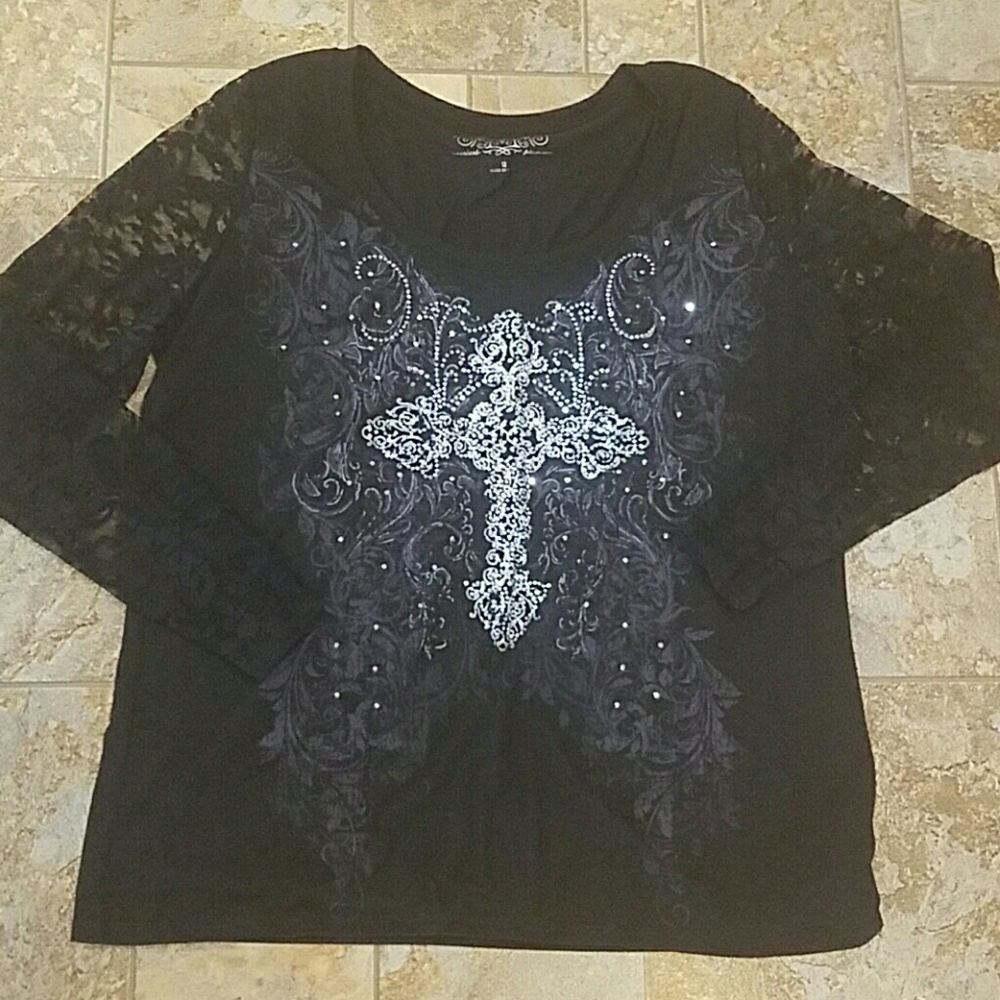 Maurices shirt